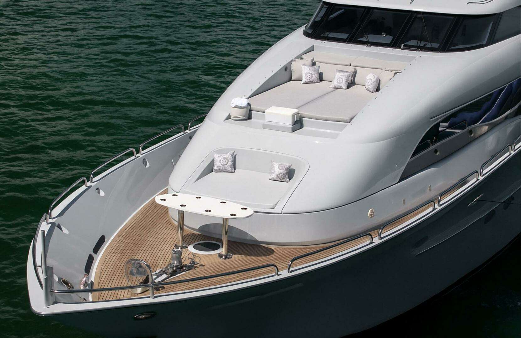 2002 Lazzara Yachts — - Image 2
