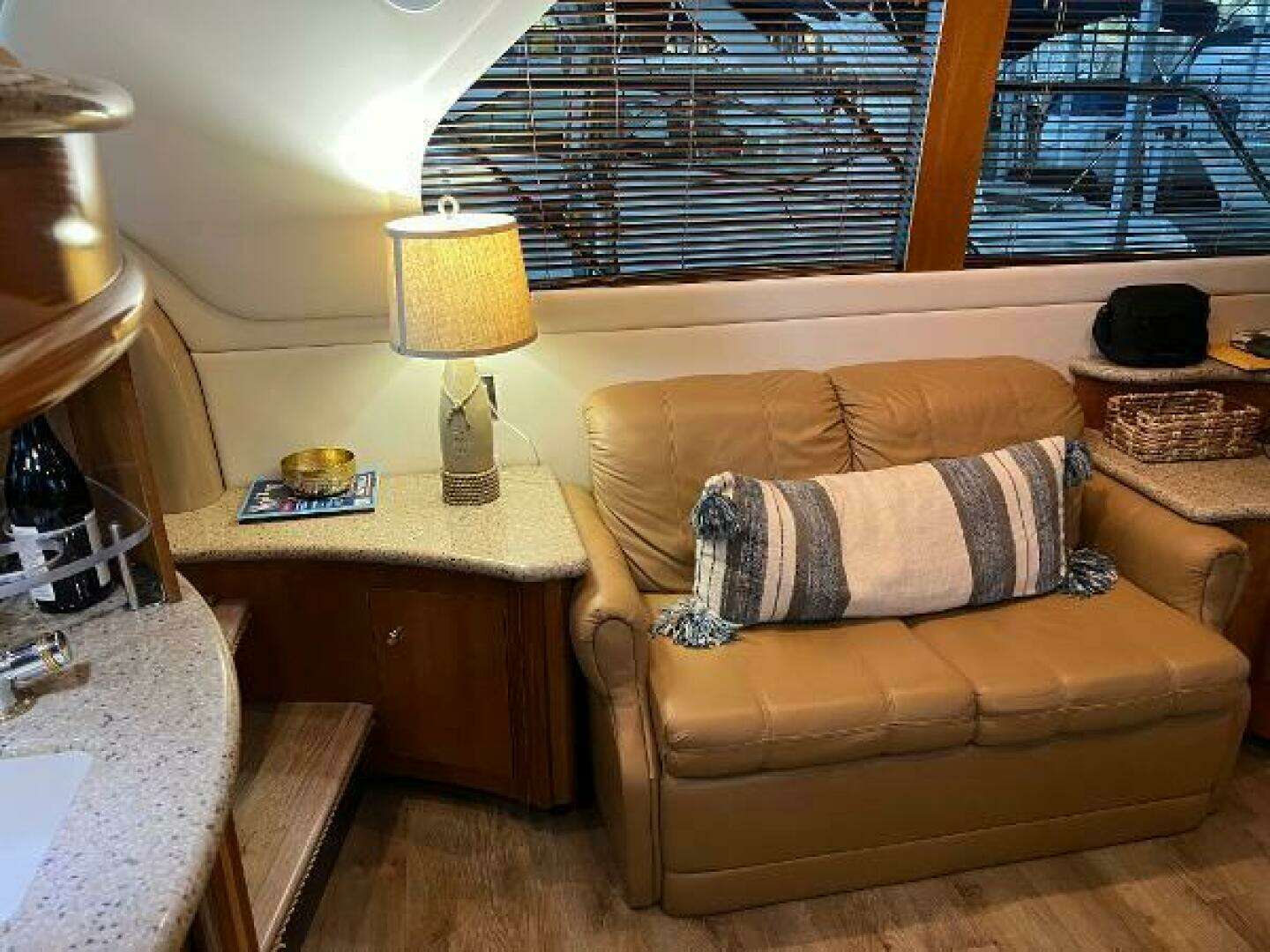 2001 Carver 450 Voyager Pilothouse - Image 70