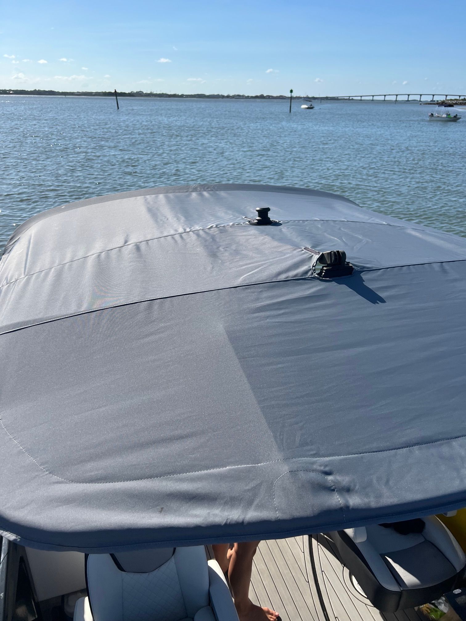 2023 Yamaha Boats 252S - 99