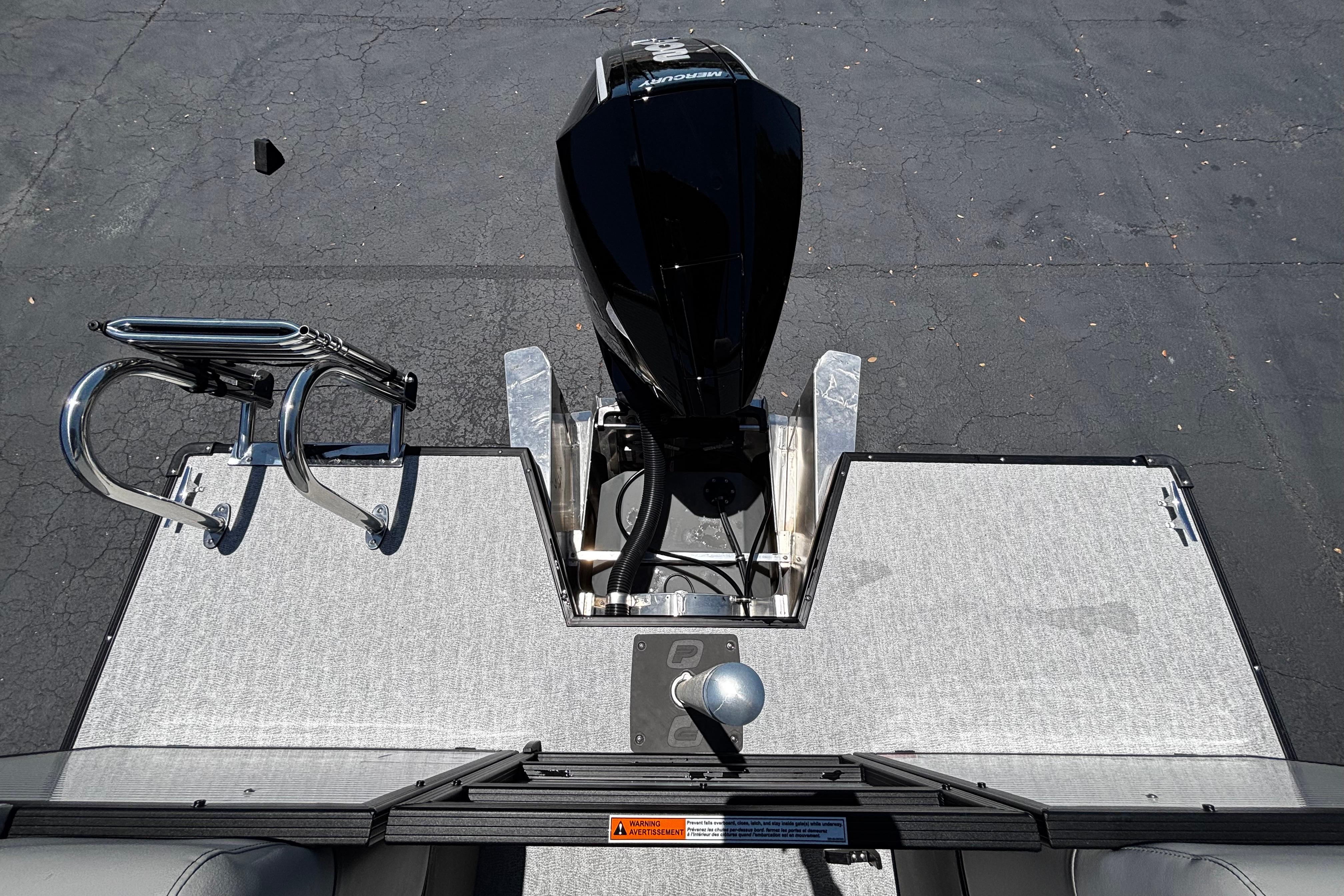 2026 Princecraft Vectra 23 QL boat with sleek motor and spacious deck.