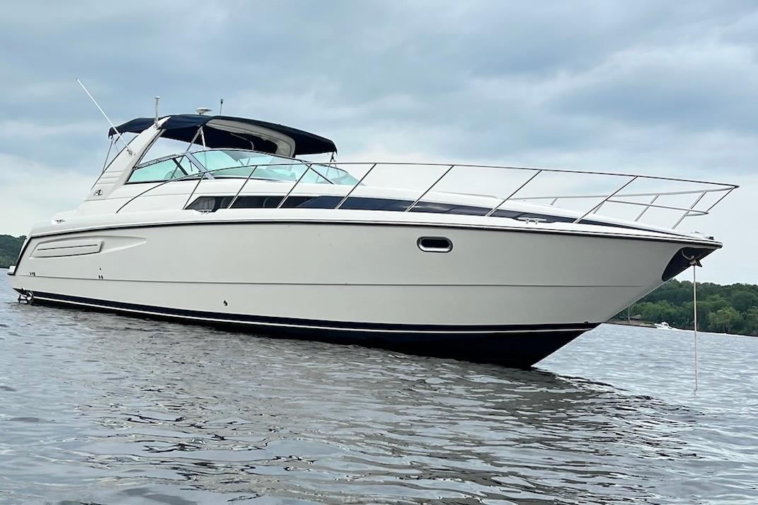 1997 Bayliner 4085 Avanti