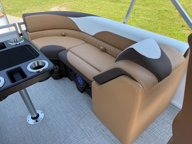2026 Tahoe 2585 QL LTZ - 12