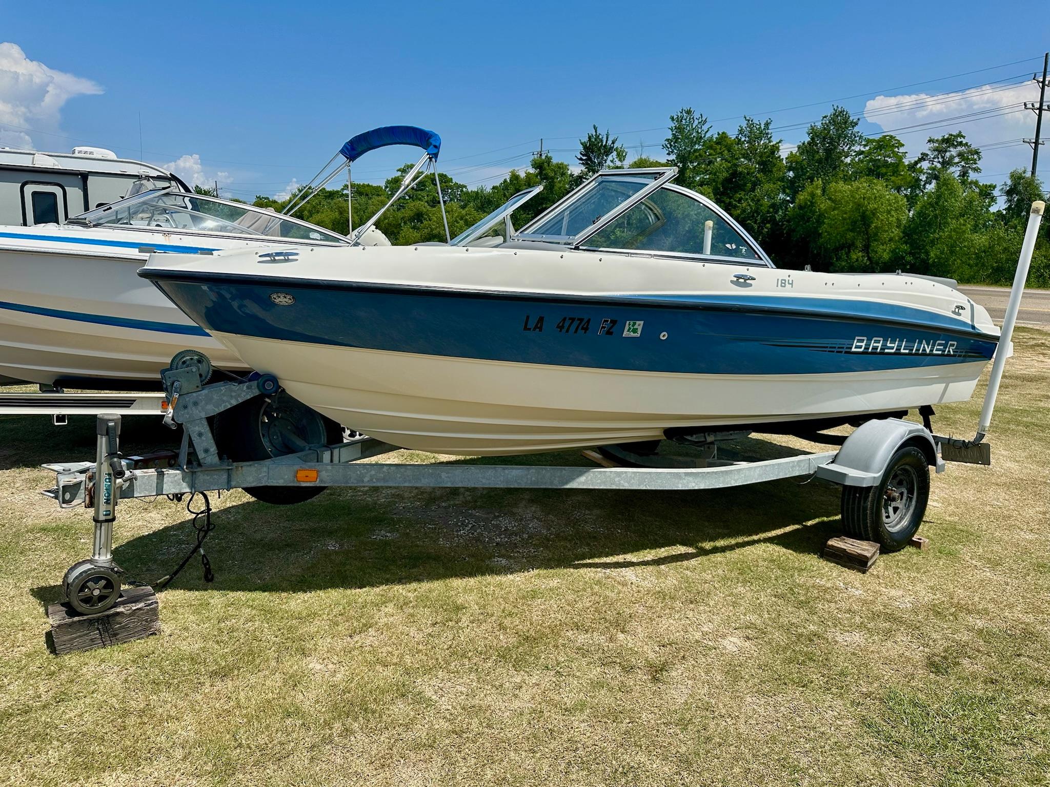 2011 Bayliner 184 SF