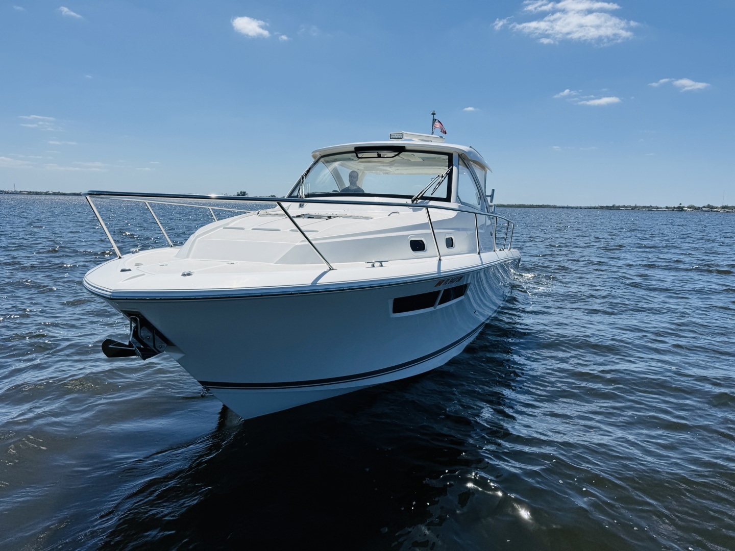 2021 Pursuit OS 355 - Image 2