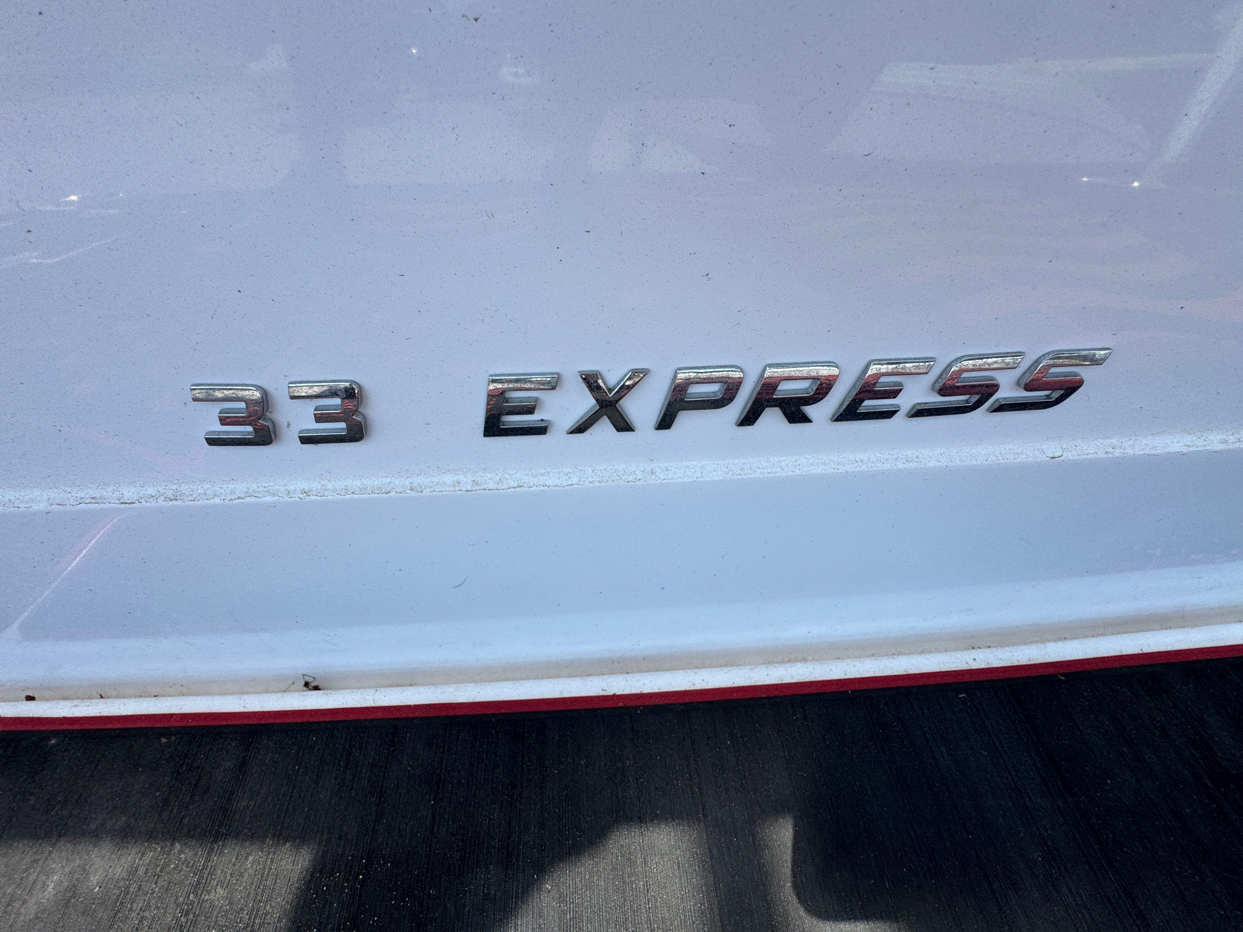 2023 REGAL 33 EXPRESS - Image 65