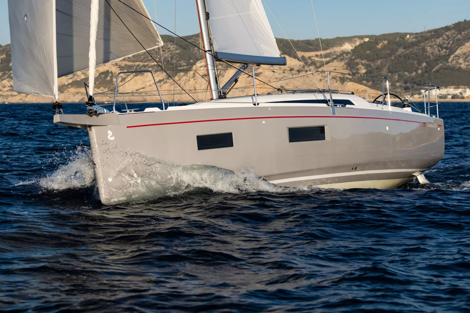 2026 Beneteau Oceanis 34.1 - Image 16