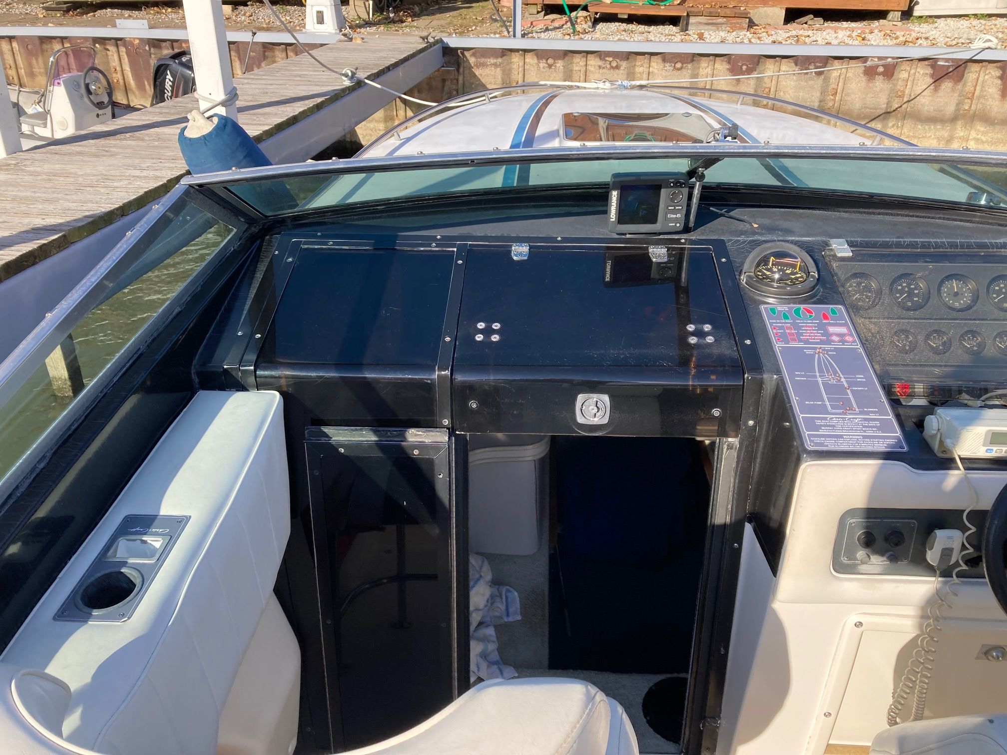 1986 Chris-Craft 260 Stinger - 4