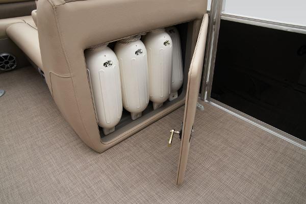 Manufacturer Provided Image: Sun Tracker SportFish 20 DLX