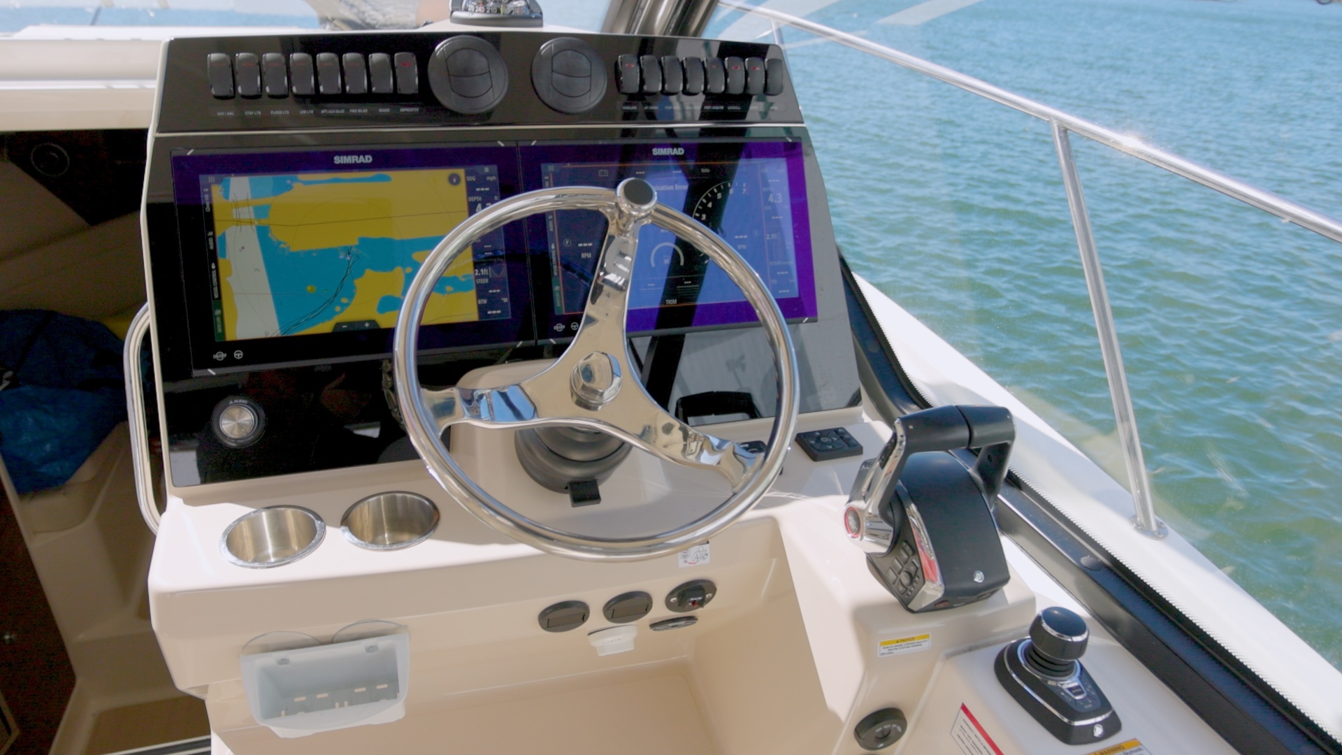 2023 Boston Whaler Conquest - Image 14