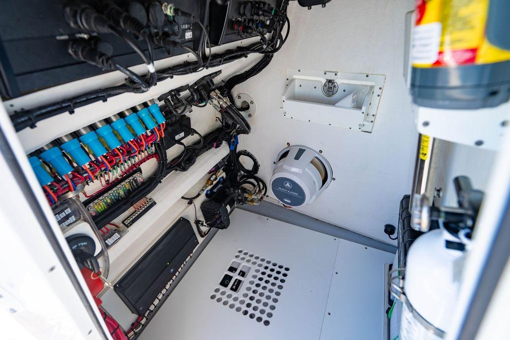 2024 Reef Runner 230 Open boat interior wiring and equipment setup.