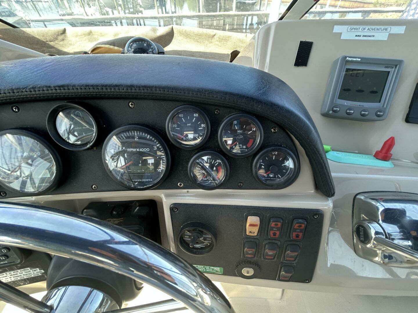 2005 Carver 366 MY - Image 16