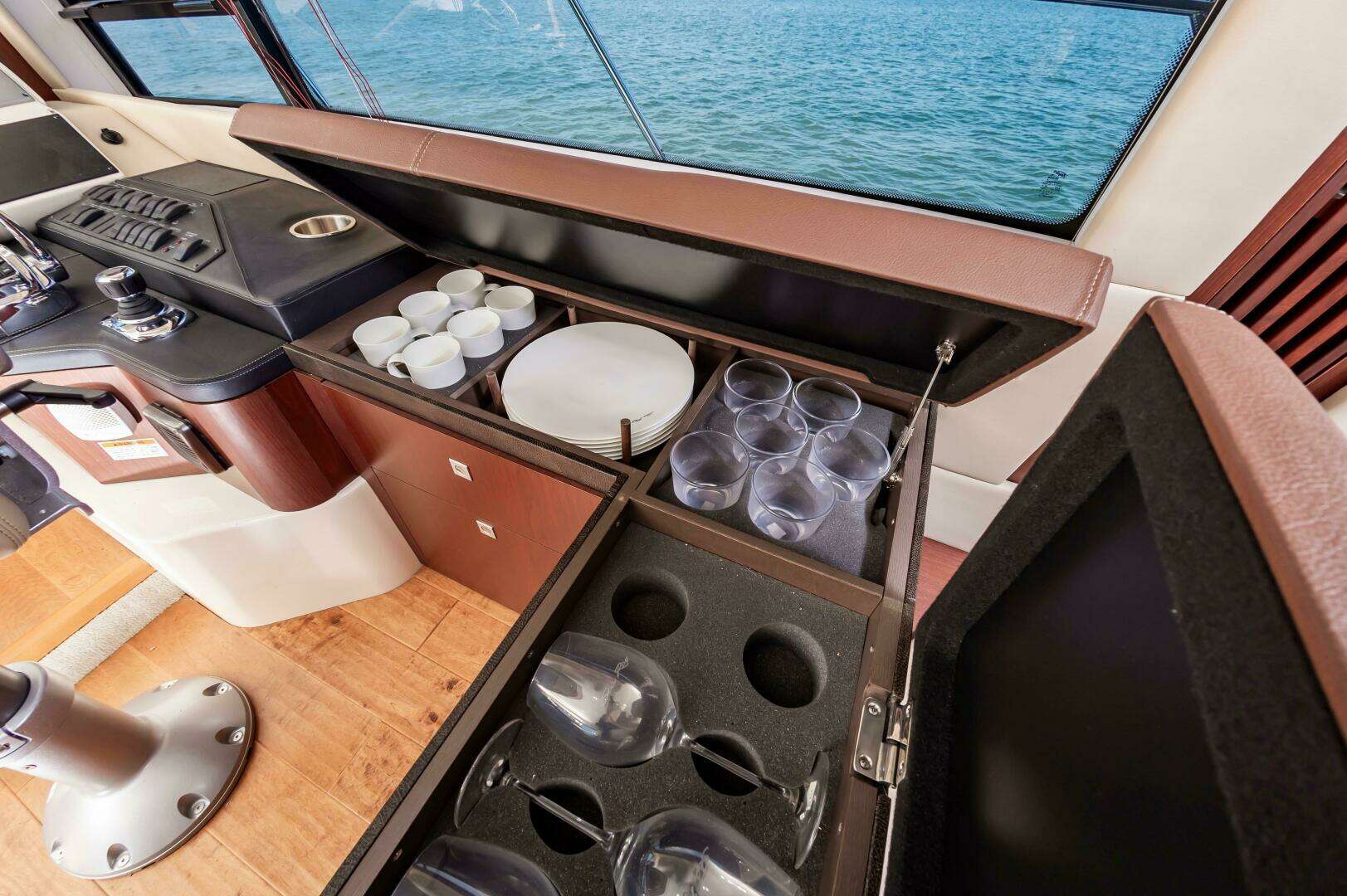 2015 Sea Ray 510 Fly - Image 35