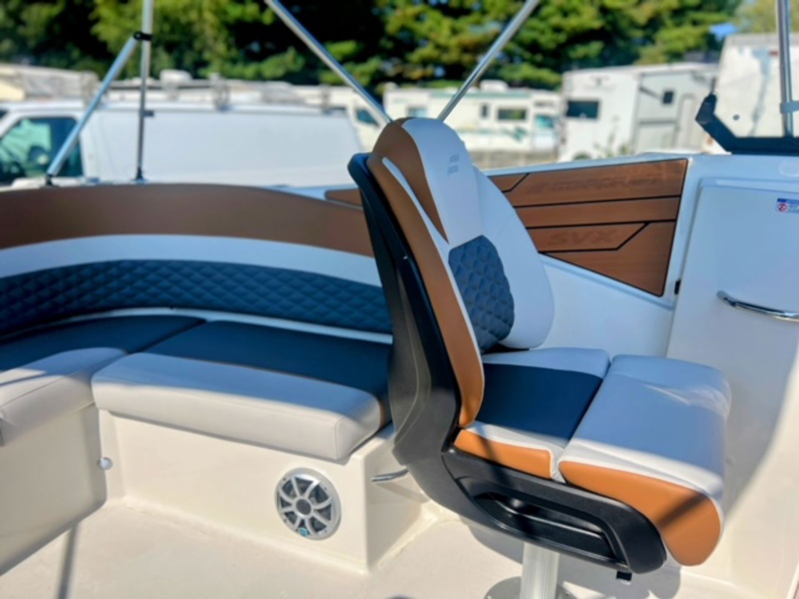 2025 Starcraft SVX 230 OB - 8