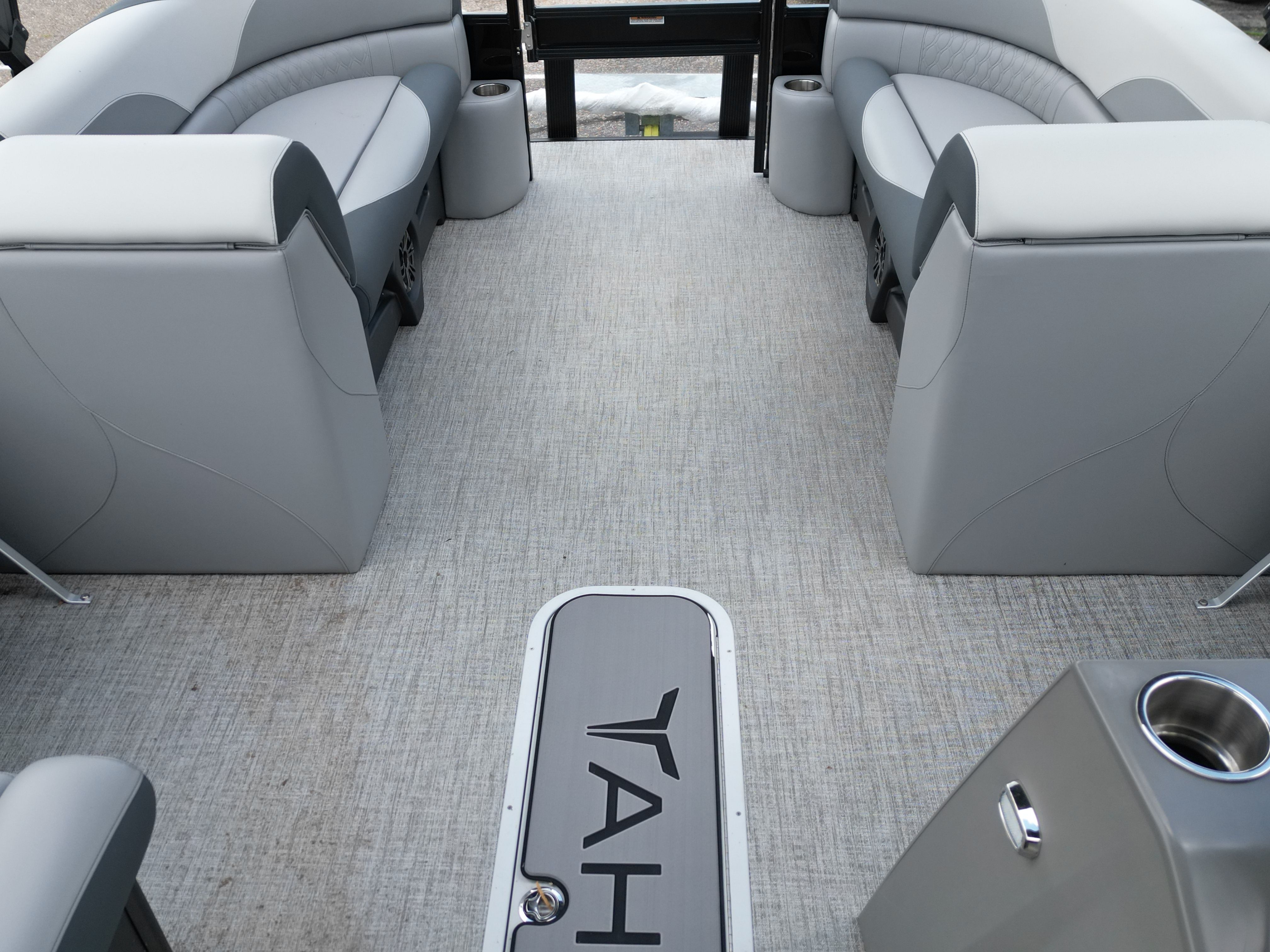 2025 Tahoe SPT85 RF23T - 19
