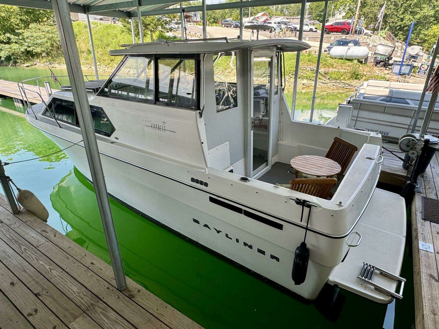 1997 Bayliner 2859 Ciera Express - Image 20