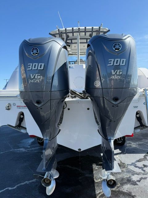 2017 Sea Fox 328 Commander - 7
