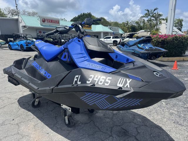 2023 Sea-Doo Spark Trixx 2-up Rotax 900 H.O. ACE IBR - 3