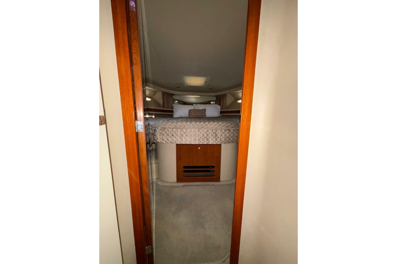 1999 Sea Ray 480 Sedan Bridge - Image 68