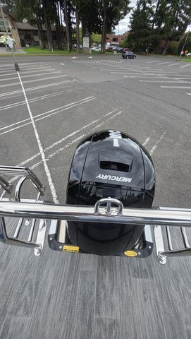 2026 Bentley Pontoons BENTLEY BOLT With 150Hp Mercury Four-Stroke Motor - 32