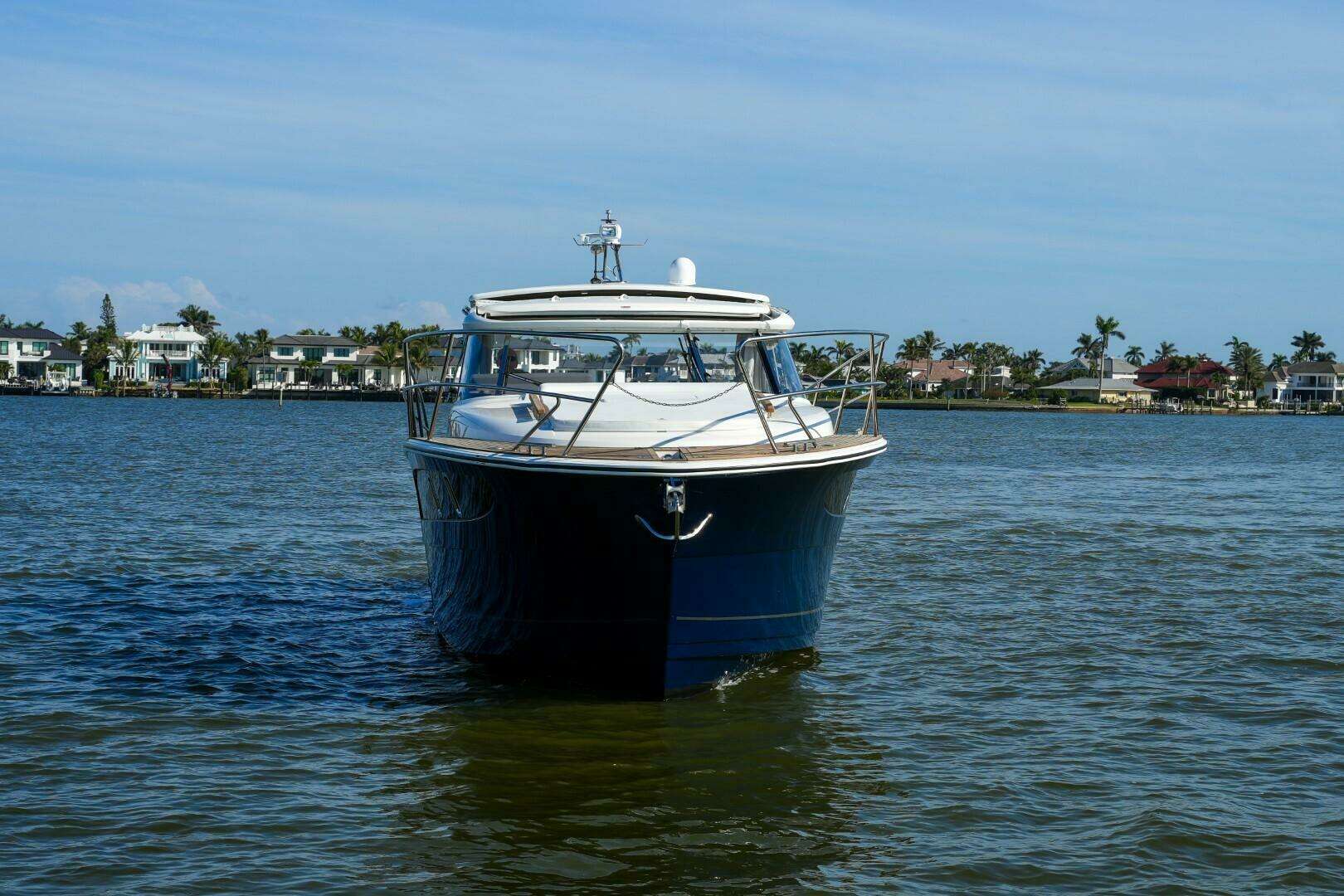 2026 Marex 360 Cabriolet Cruiser - Image 7