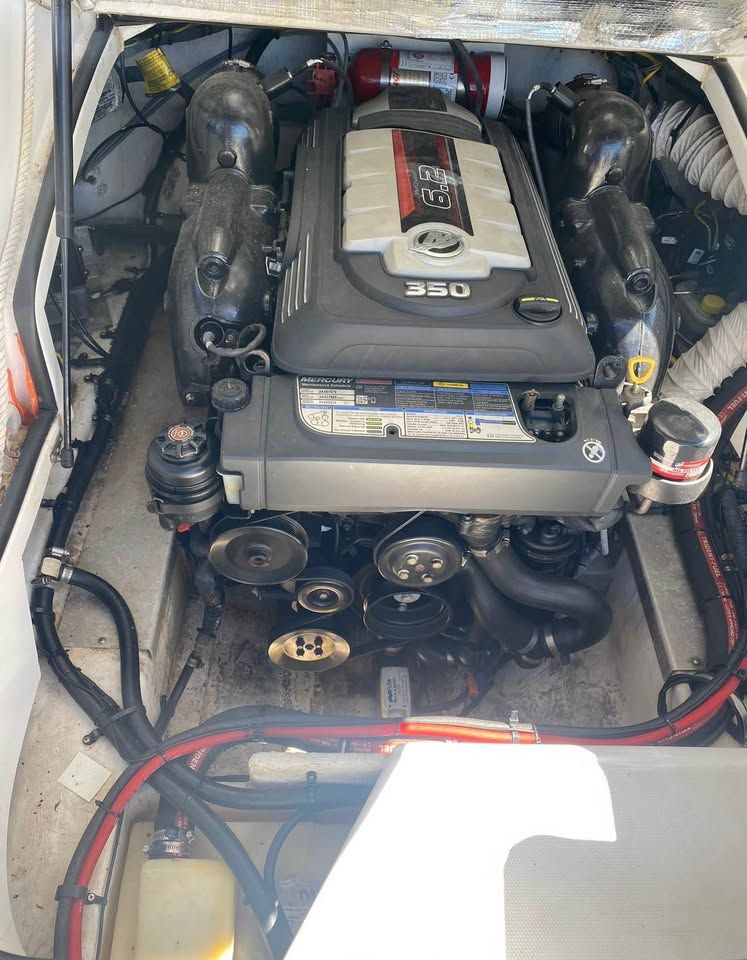Engine compartment of a 2016 Cruisers Sport Series 29SS boat.
