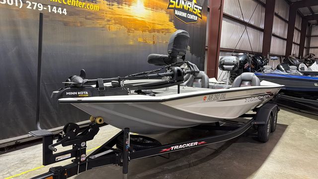 2023 Tracker Pro Team 195 TXW W/ Mercury 150 - 8