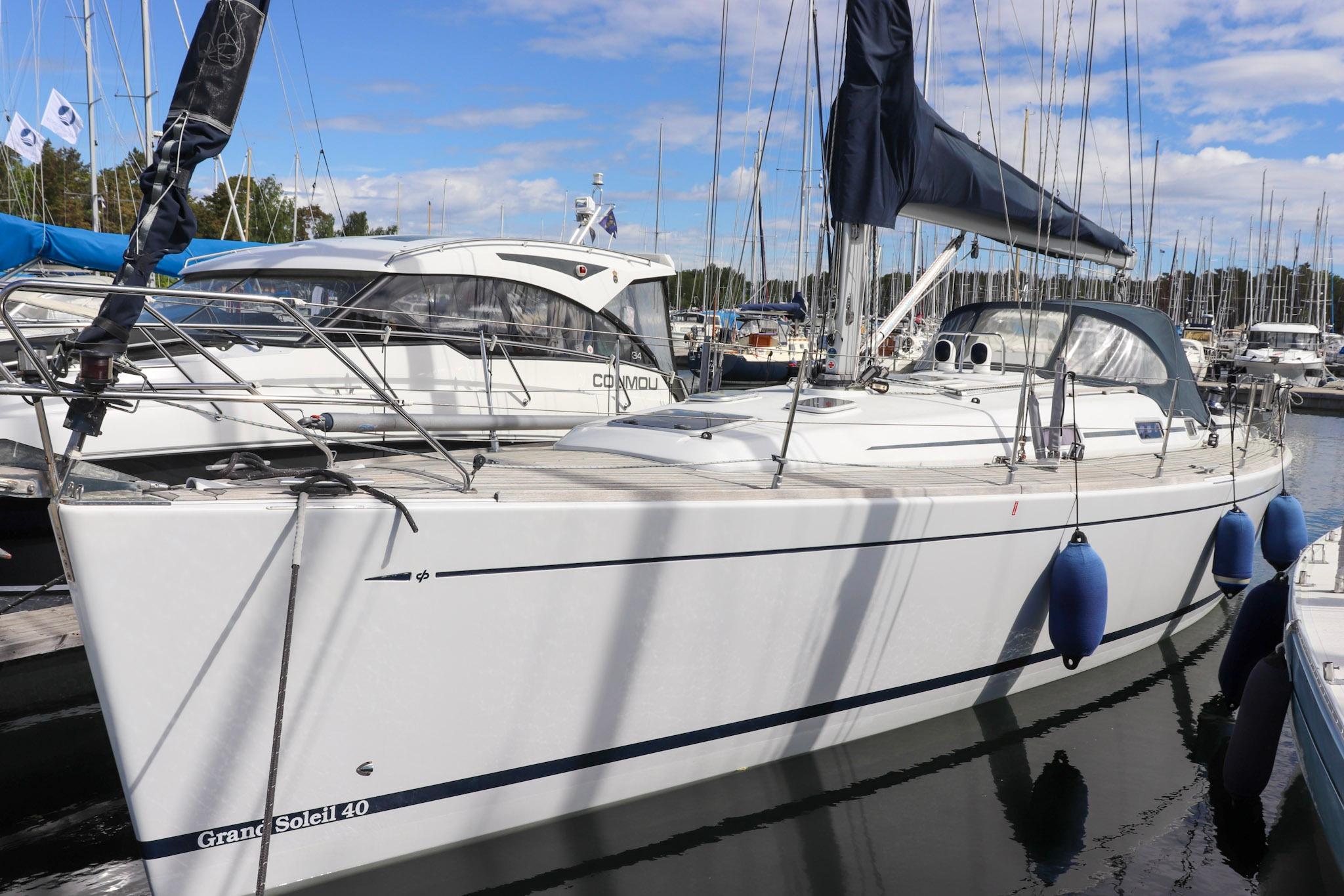 2002 Grand Soleil 40