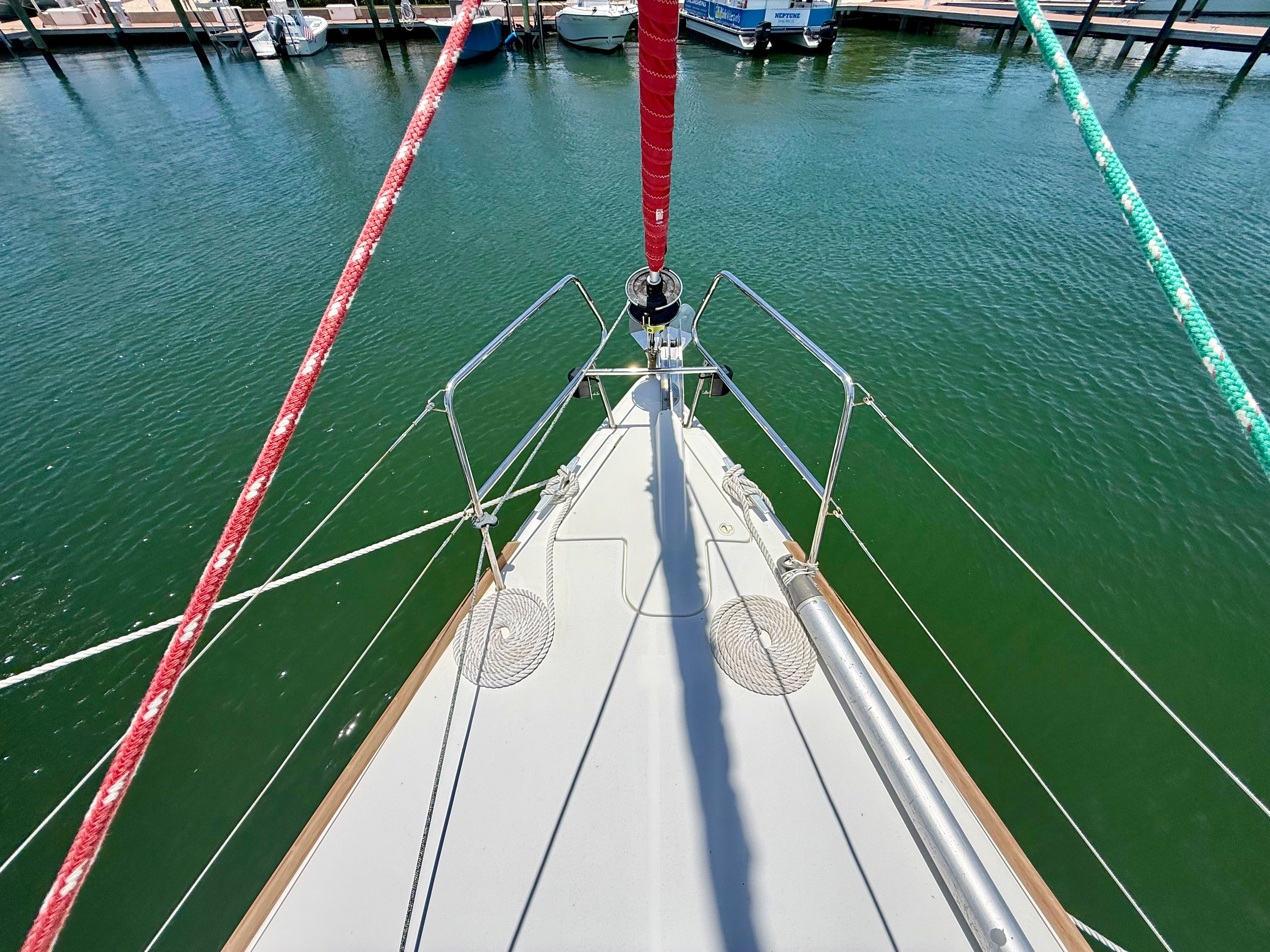 2018 Jeanneau Sun Odyssey 389 - 15