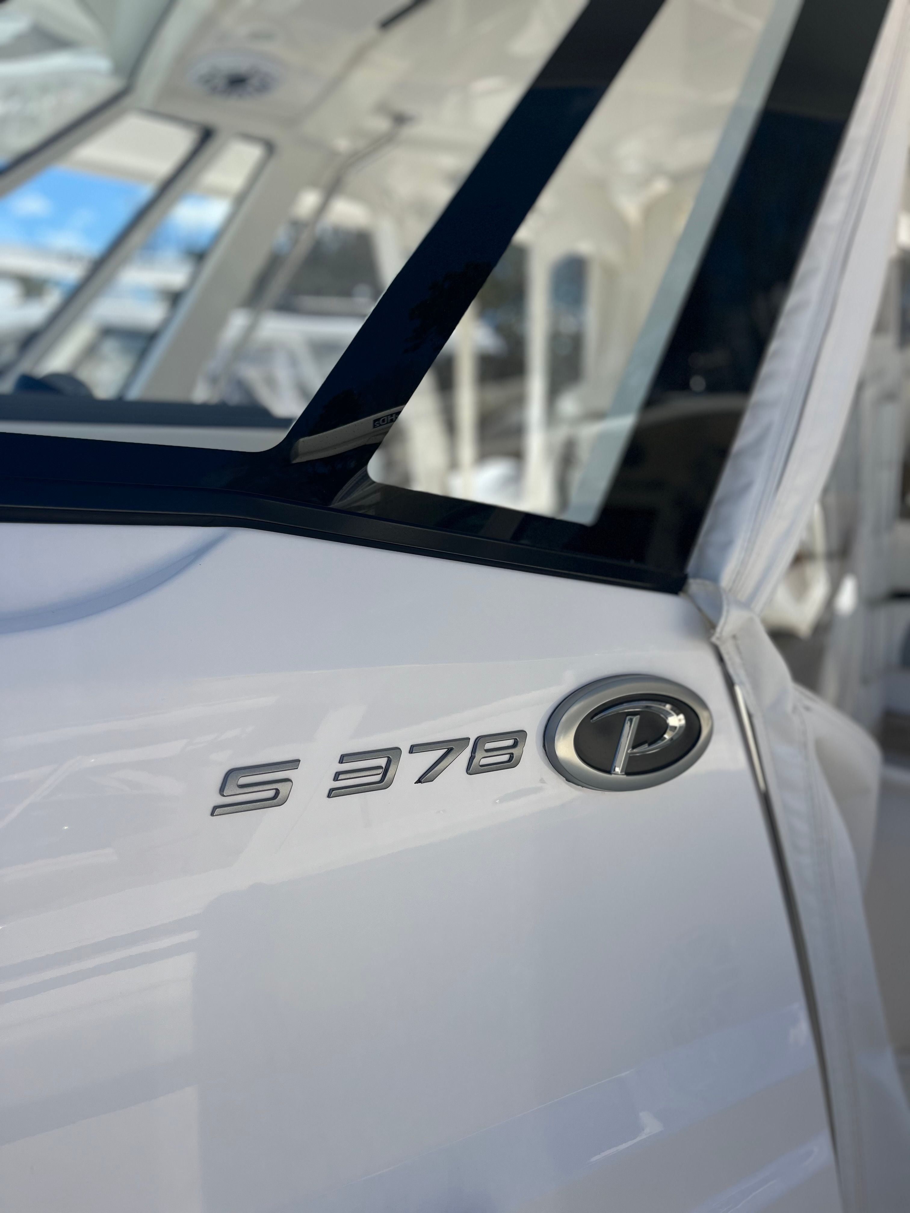 2022 PURSUIT 378 S - Image 20