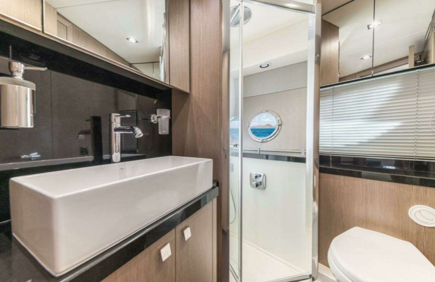 2017 Sunseeker Predator - Image 26