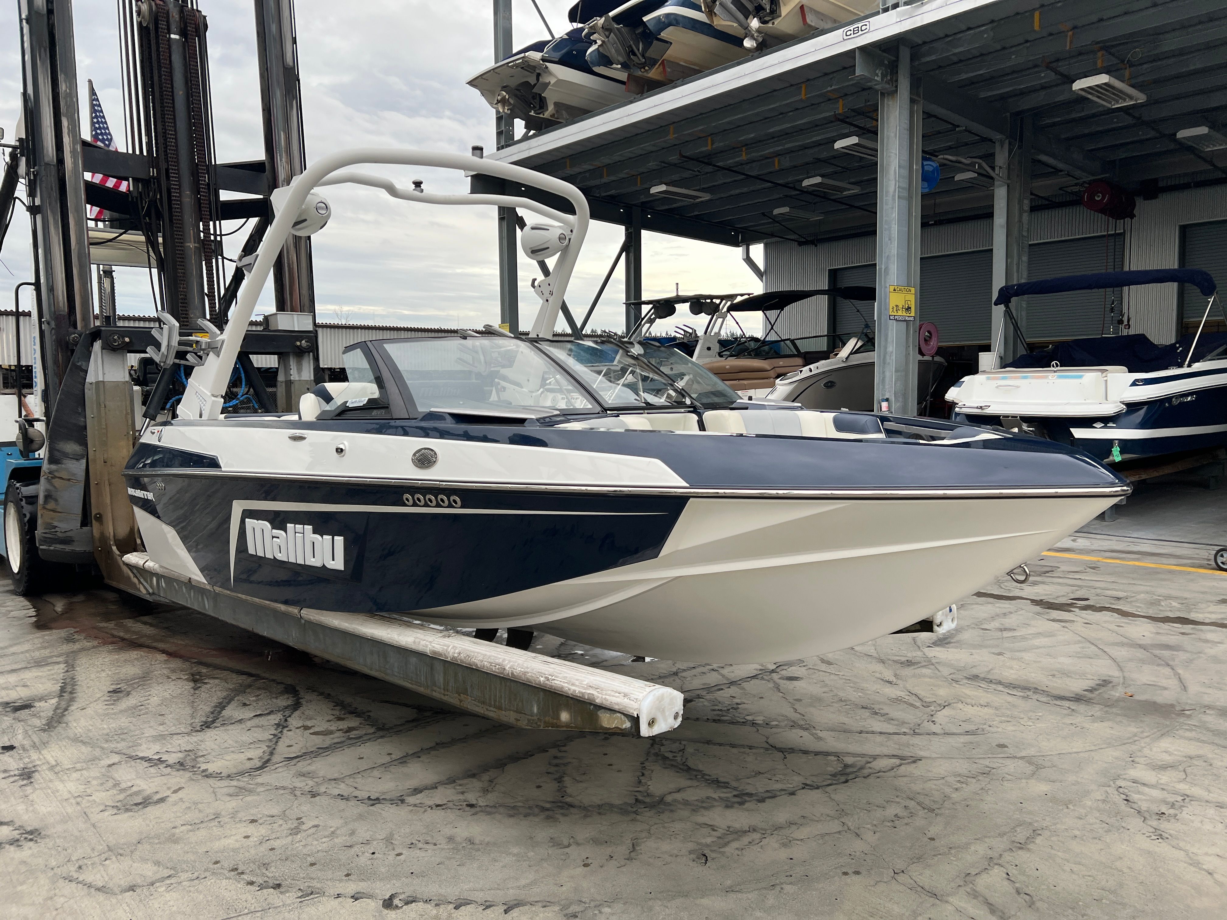 2025 Malibu Wakesetter 20 VTX - 5