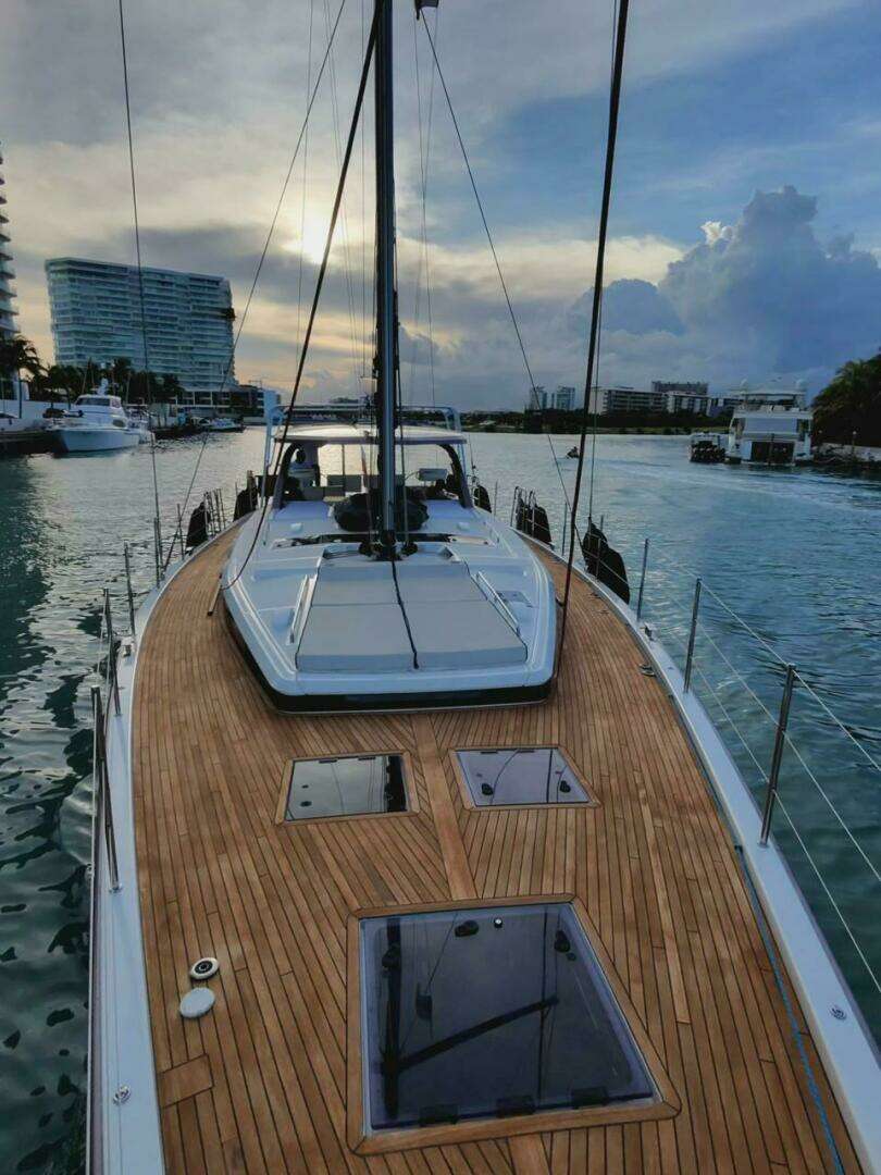 2022 Beneteau Oceanis Yacht 62 - Image 21