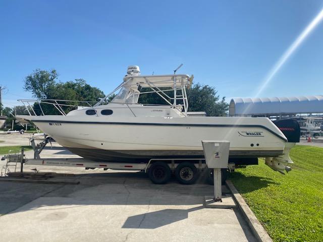 2001 Boston Whaler 28 Conquest