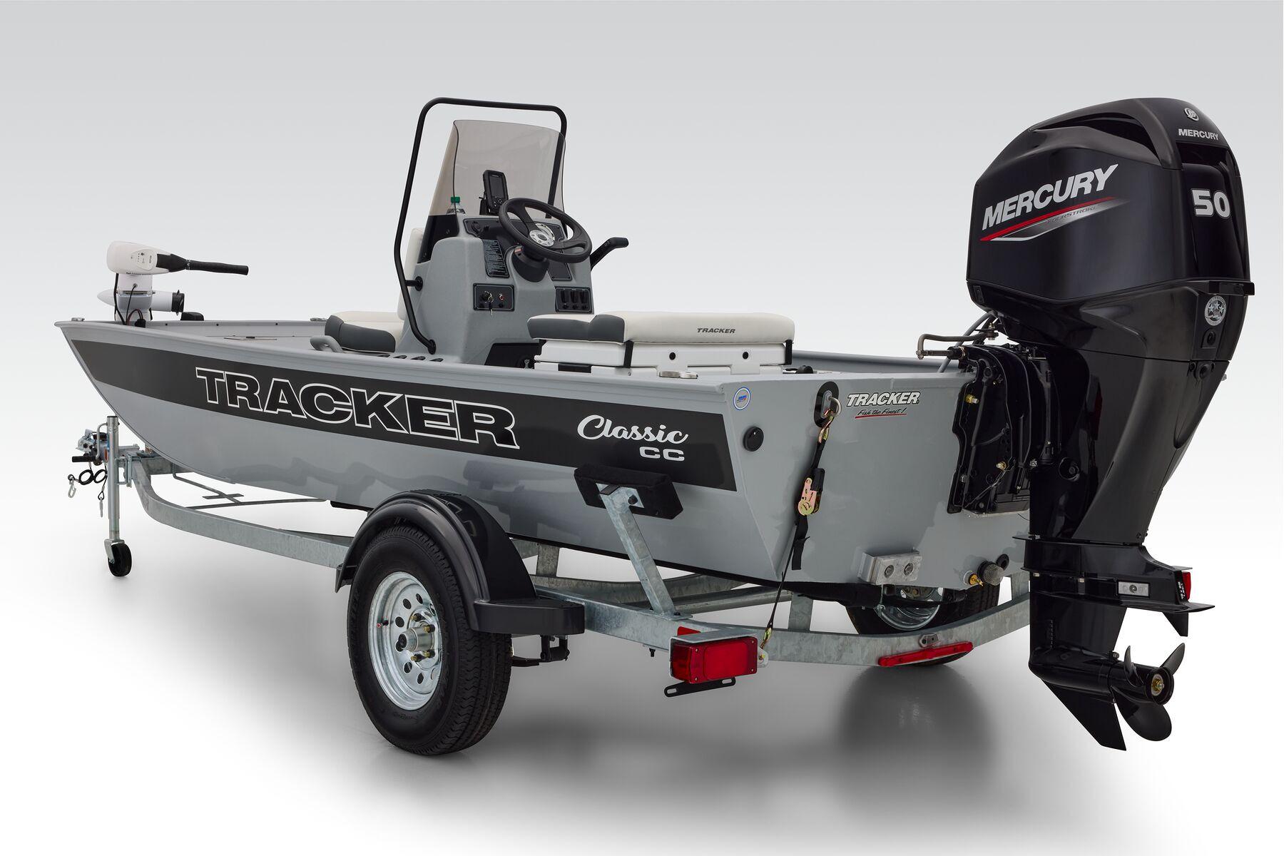 2026 Tracker Bass Tracker Classic CC - 38