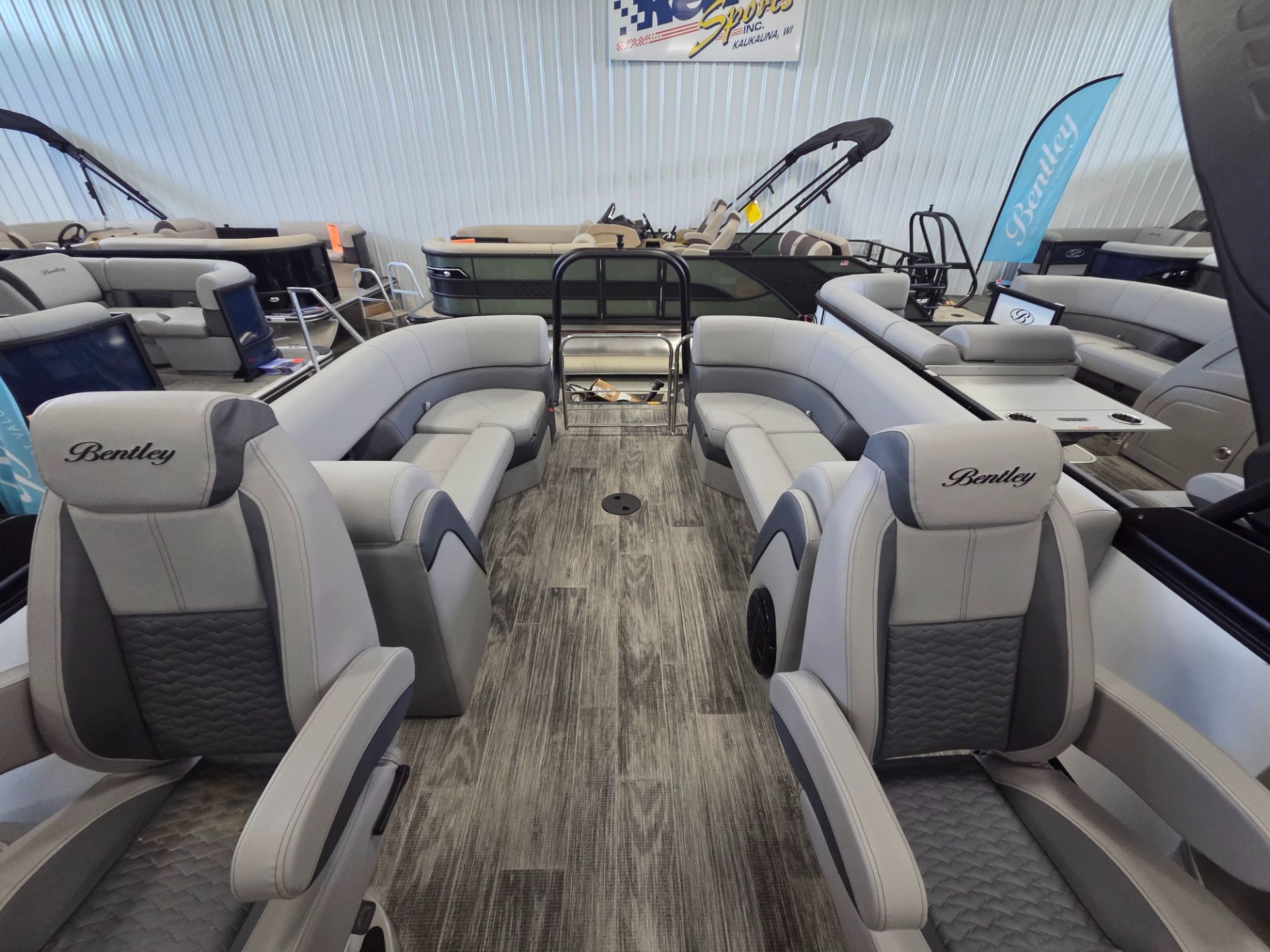 2026 Bentley Pontoons Elite 223 Admiral - 20