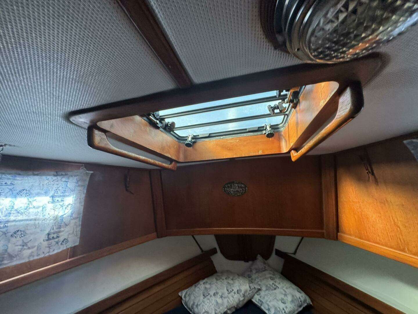 1986 Marine Trader 34 Double Cabin - Image 127
