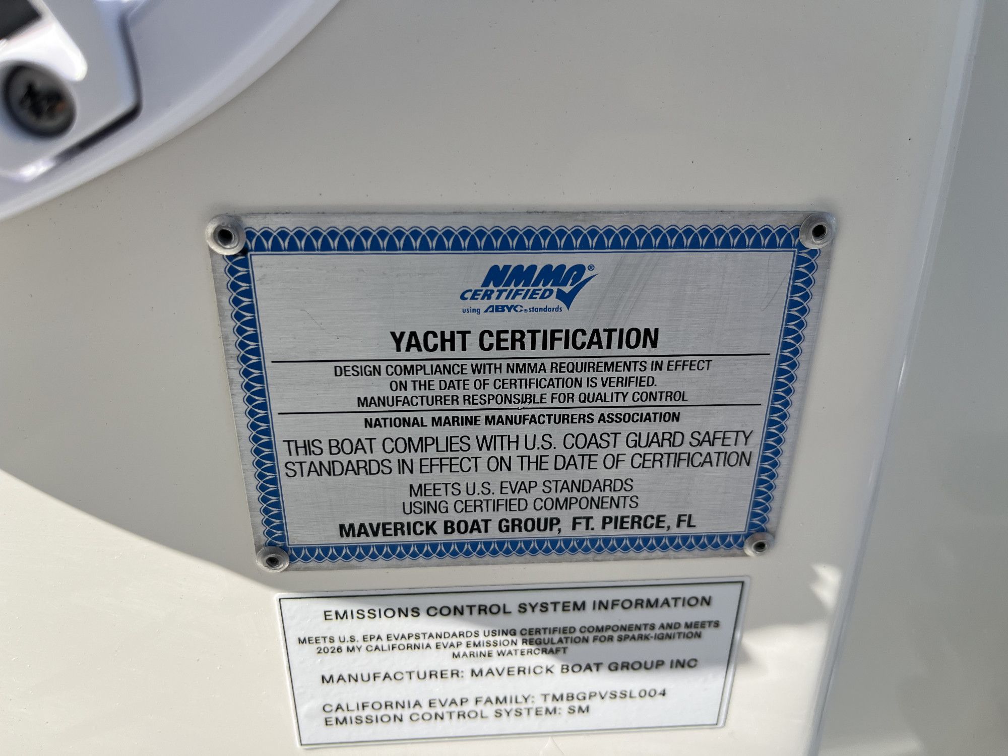 2026 Cobia 320 Center Console - 34