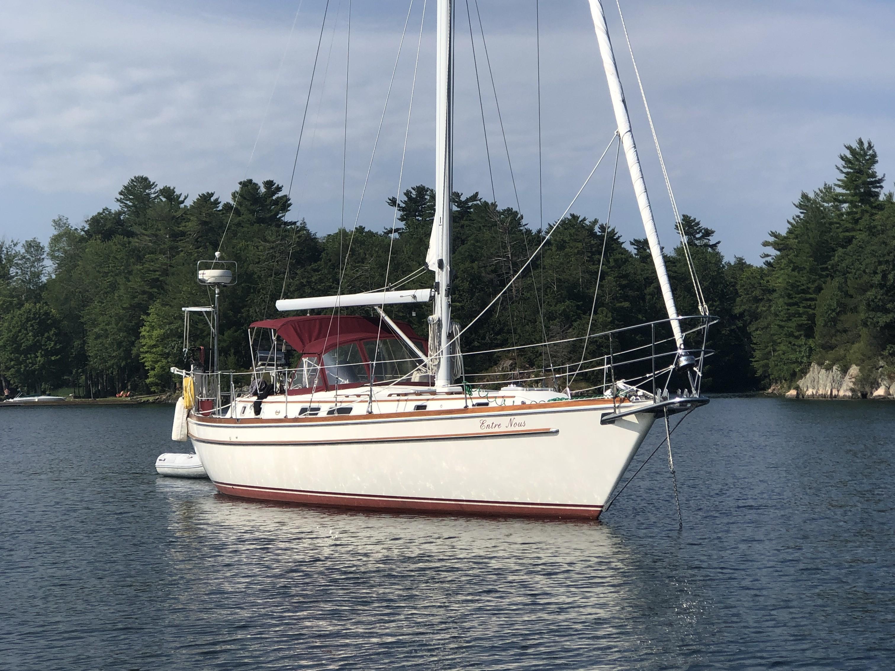 1980 Gulfstar 44 Center Cockpit