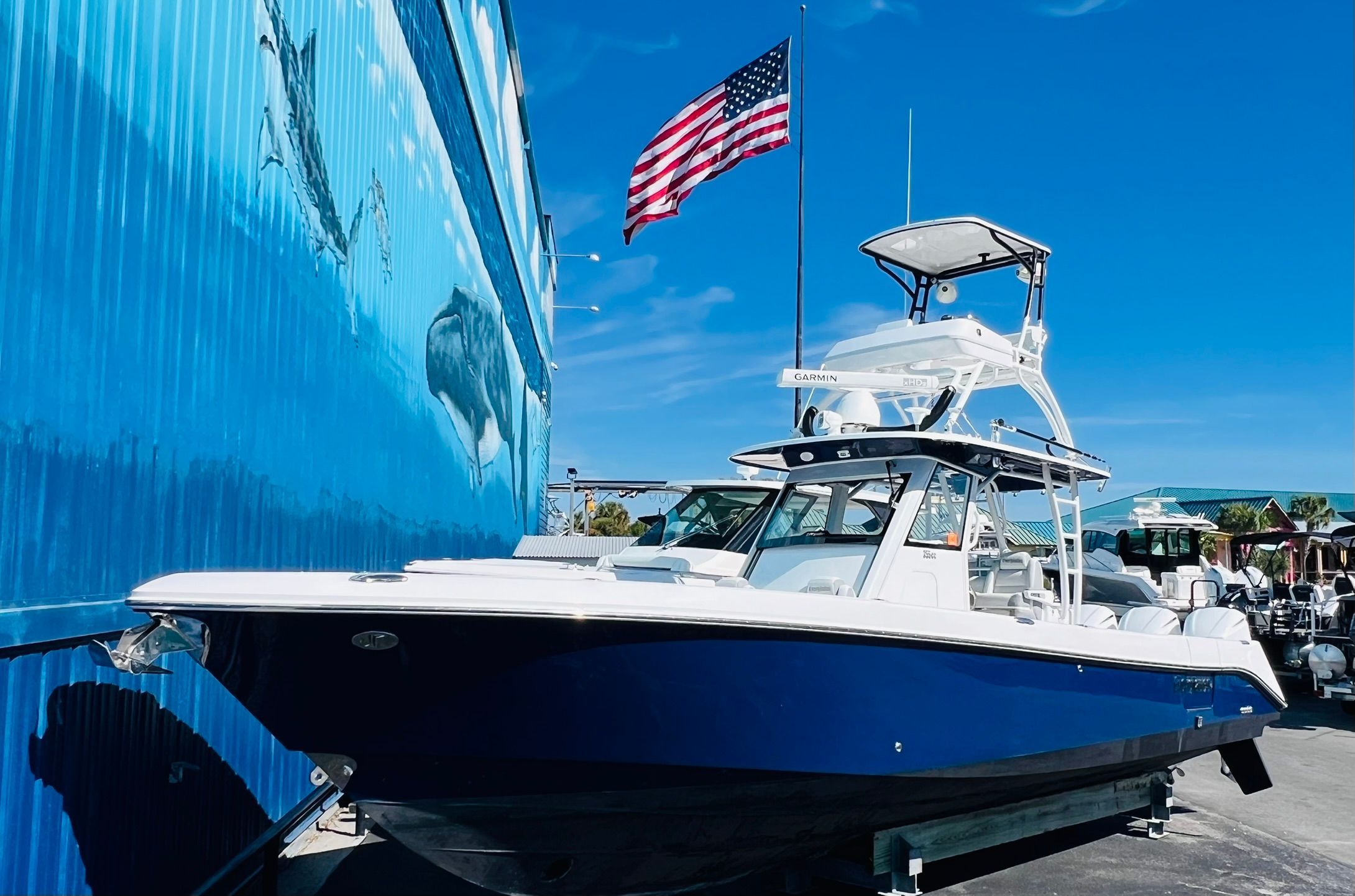 2016 Everglades 355 Center Console