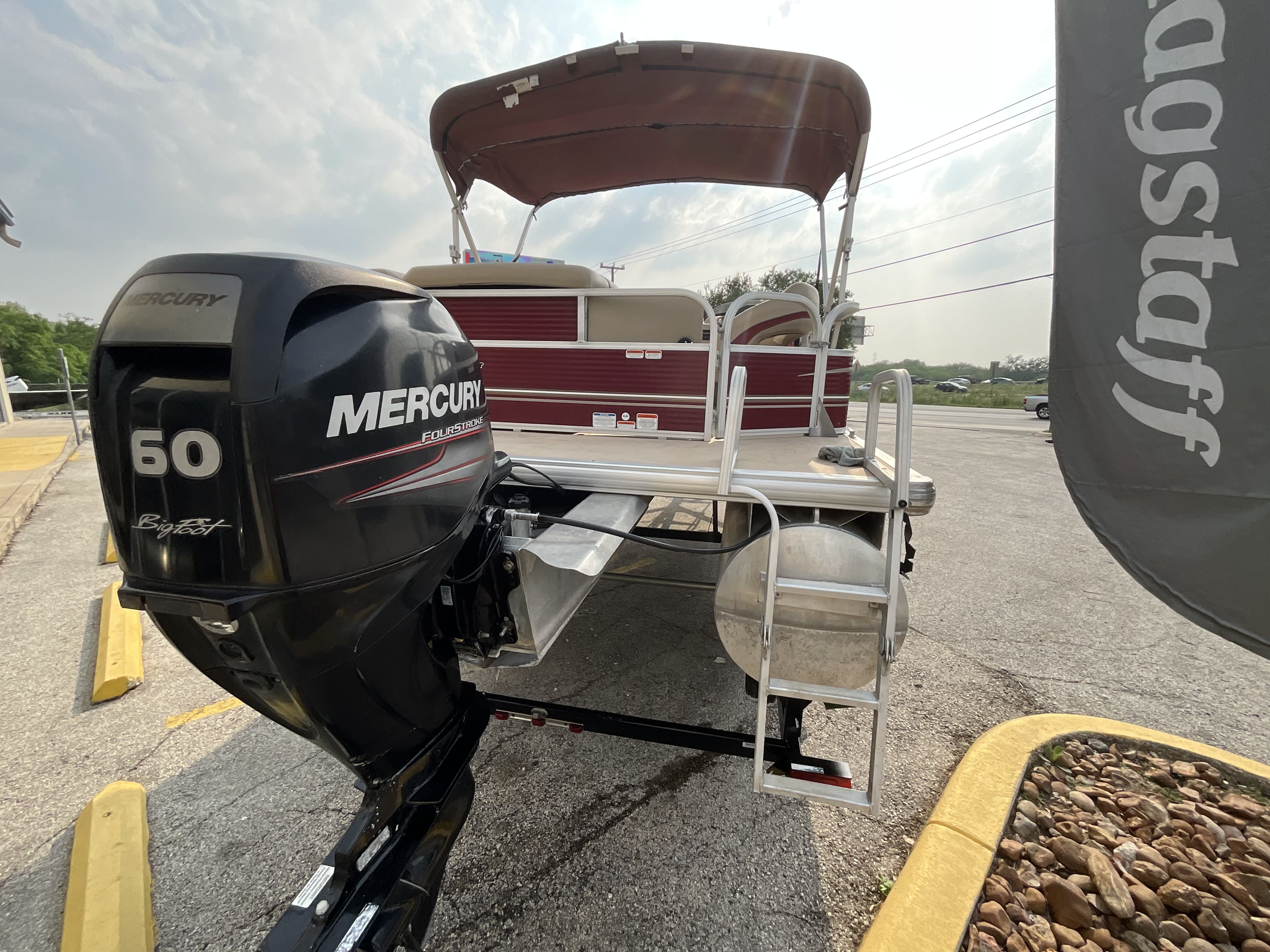 2018 Tracker Party Barge - 6