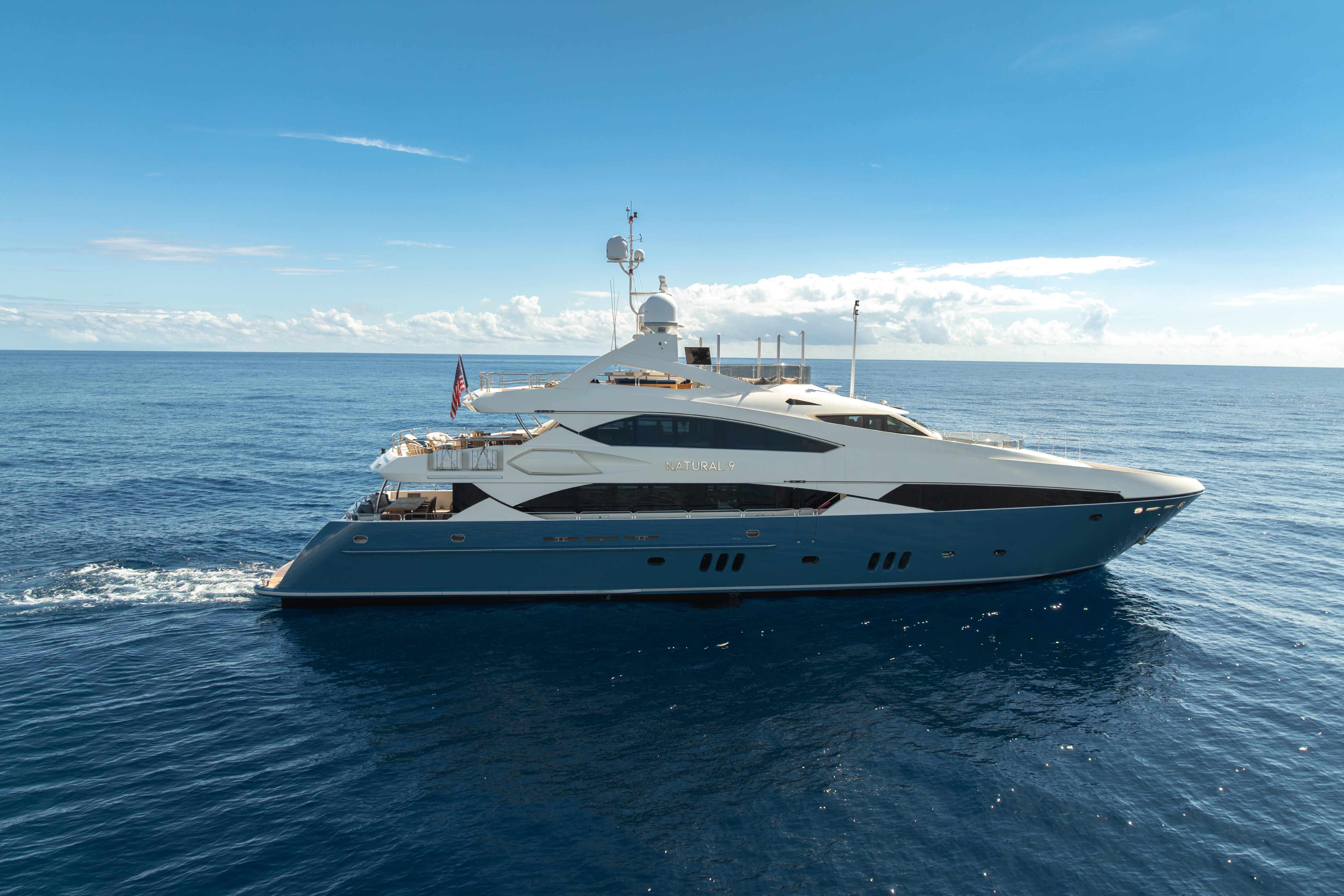 2009 Sunseeker 37 Metre Yacht