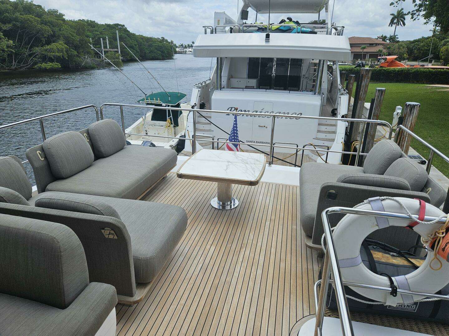 2022 Azimut 66 - Image 21