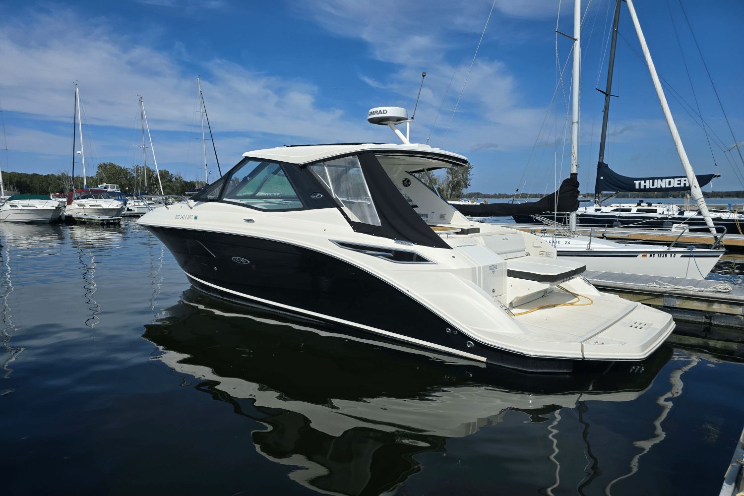 2021 Sea Ray Sundancer 320 Coupe