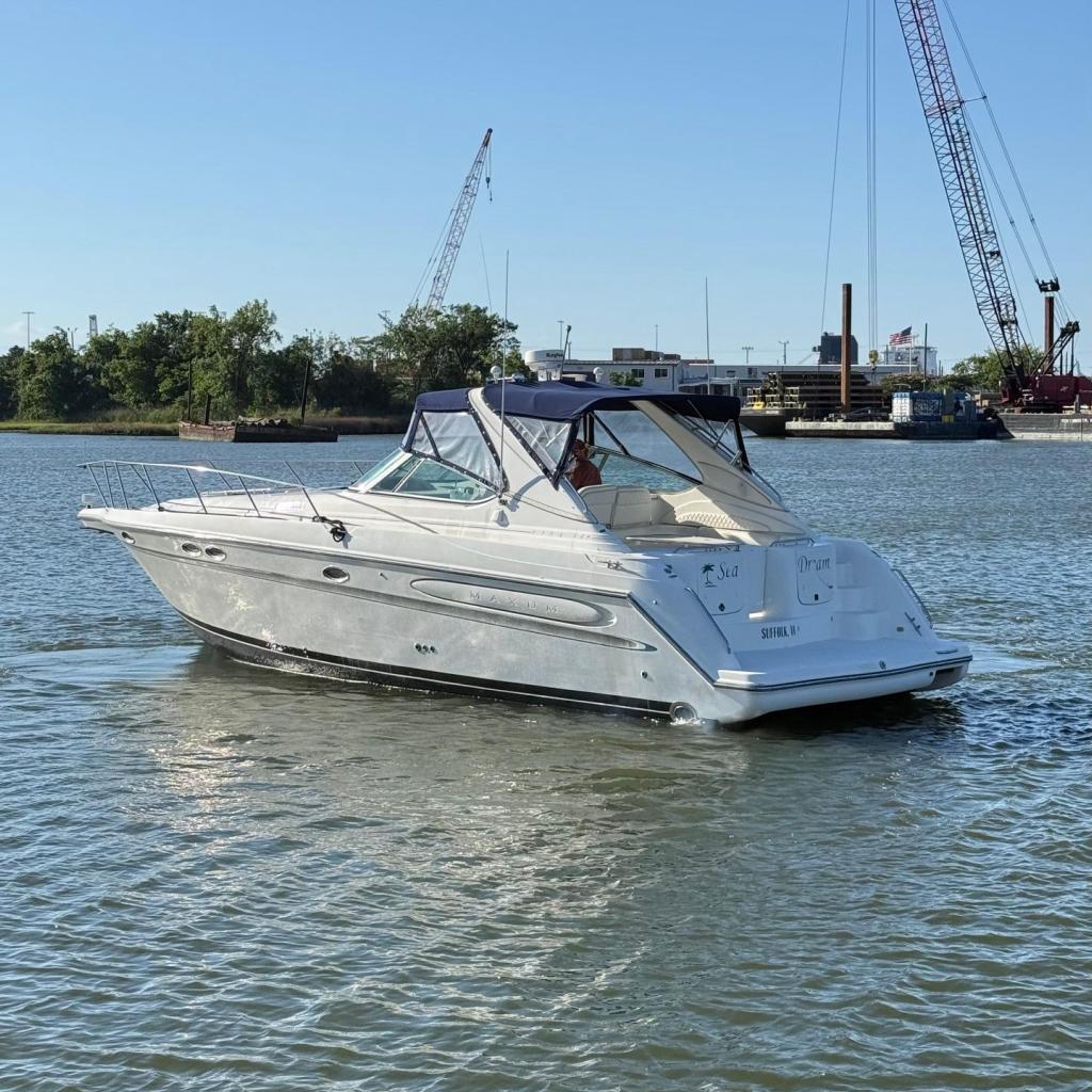 1997 Maxum 4100 SCR