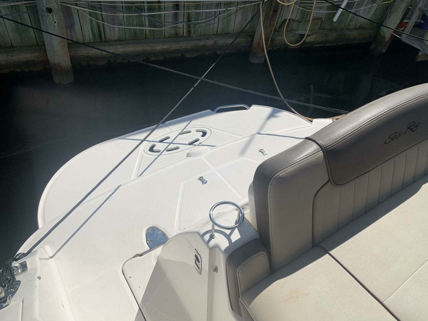 2014 Sea Ray 280 Sundancer - Image 7