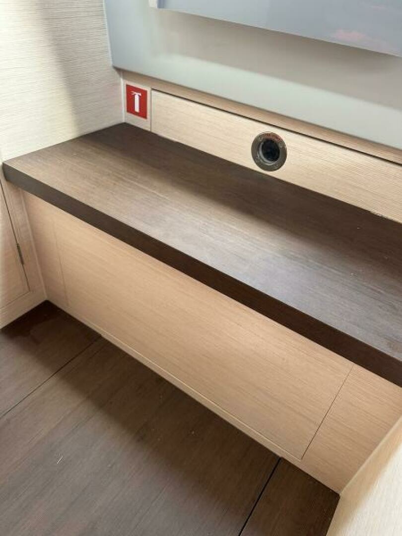 2027 Saffier SE 33 Life - Image 15