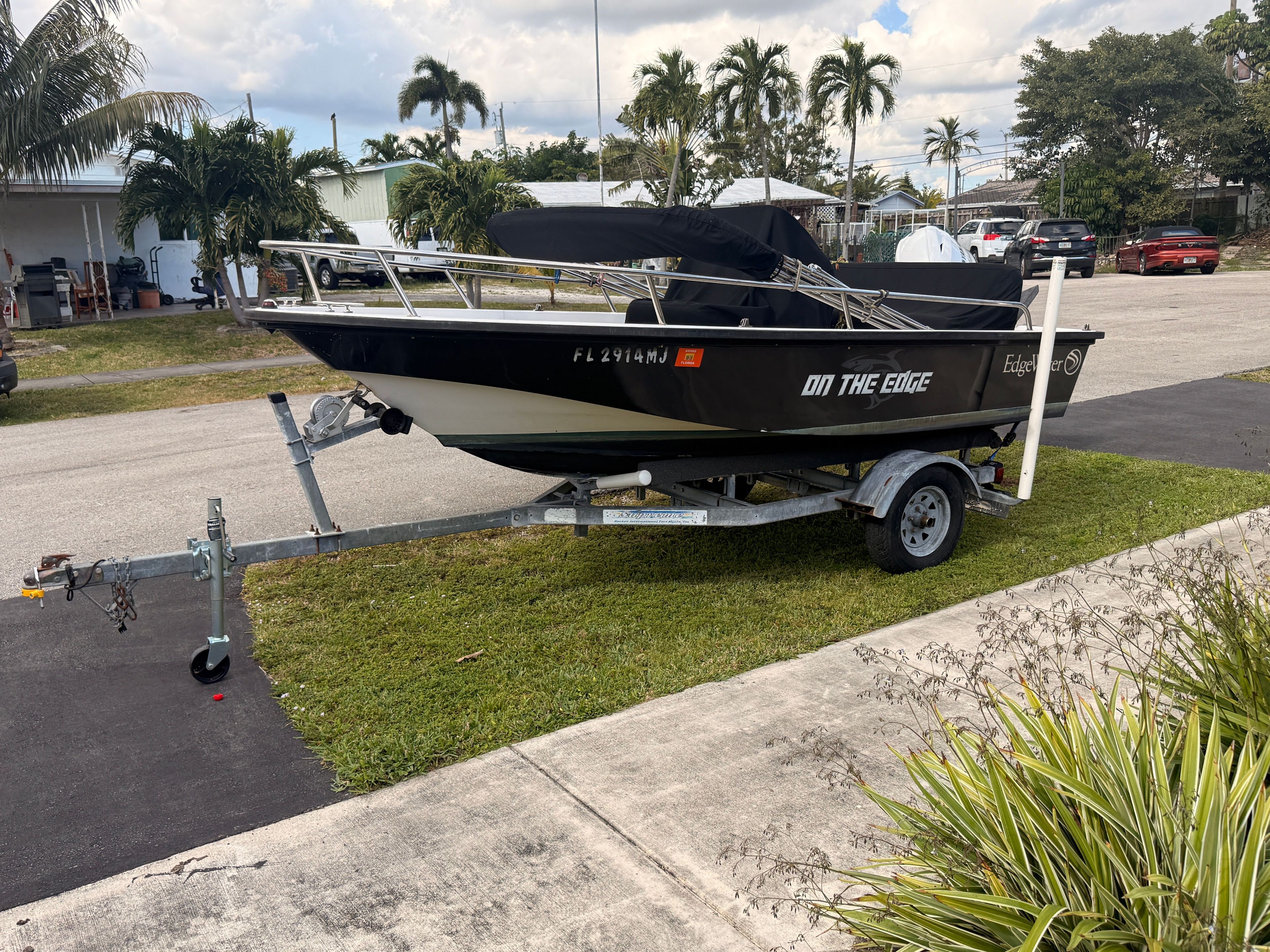 2003 Edgewater 145CC - 9