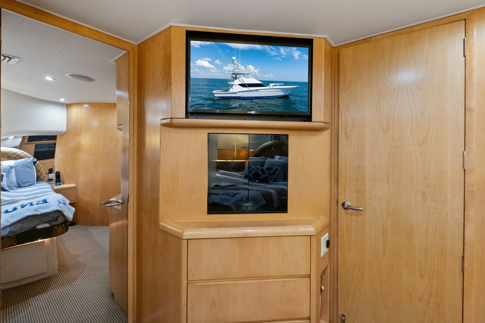 1998 Hatteras Sport Fisherman - Image 26
