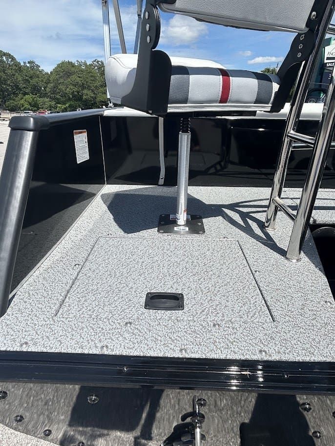 2026 Lowe Sport Deck 224 - 19