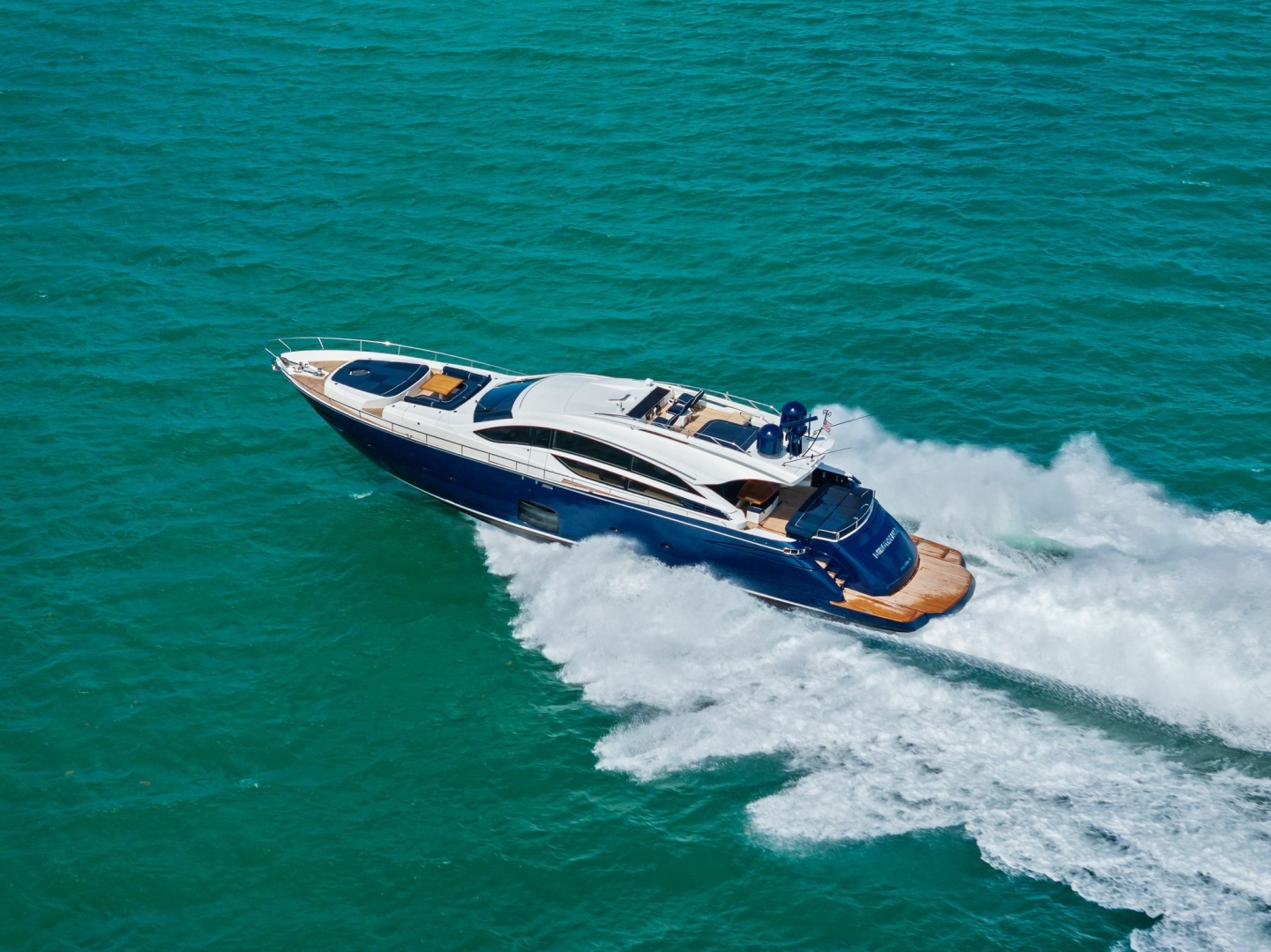 2013 Pershing 82 - Image 15